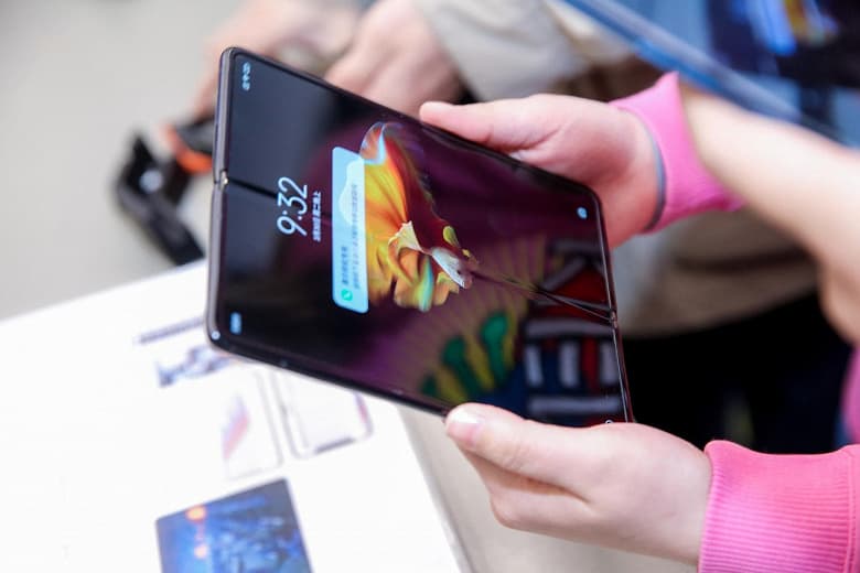 90 Гц, жидкостная линза и подэкранная камера. Таким будет преемник Xiaomi Mix Fold