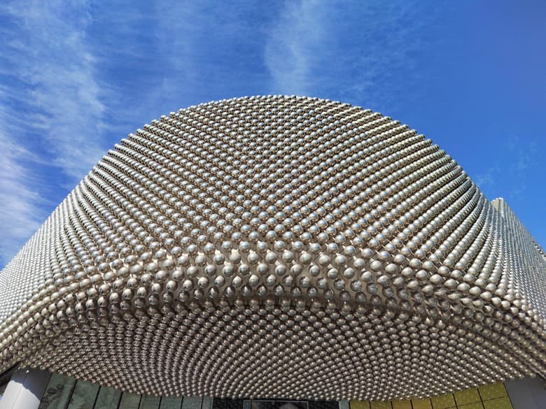 Так снимает новый флагман Honor. Опубликованы дневные и ночные фото, сделанные 100-мегапиксельной камерой Honor 50 Pro