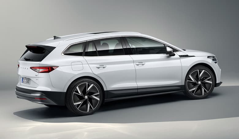Большой электрический кроссовер Skoda Enyaq iV стал полноприводным