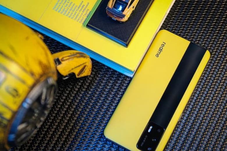 Доступный флагман Realme GT в Европе оказался дороже, чем ожидалось Доступный флагман Realme GT в Европе оказался дороже, чем ожидалось