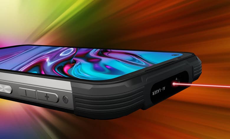 8500 мА·ч, NFC и Android 11, недорого: первый в мире неубиваемый смартфон с лазерным дальномером прибыл в Россию