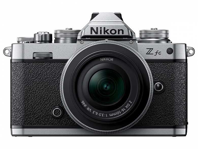 Представлена беззеркальная камера Nikon Z fc