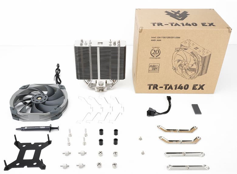 Процессорная система охлаждения Thermalright TA140 EX весит 840 г