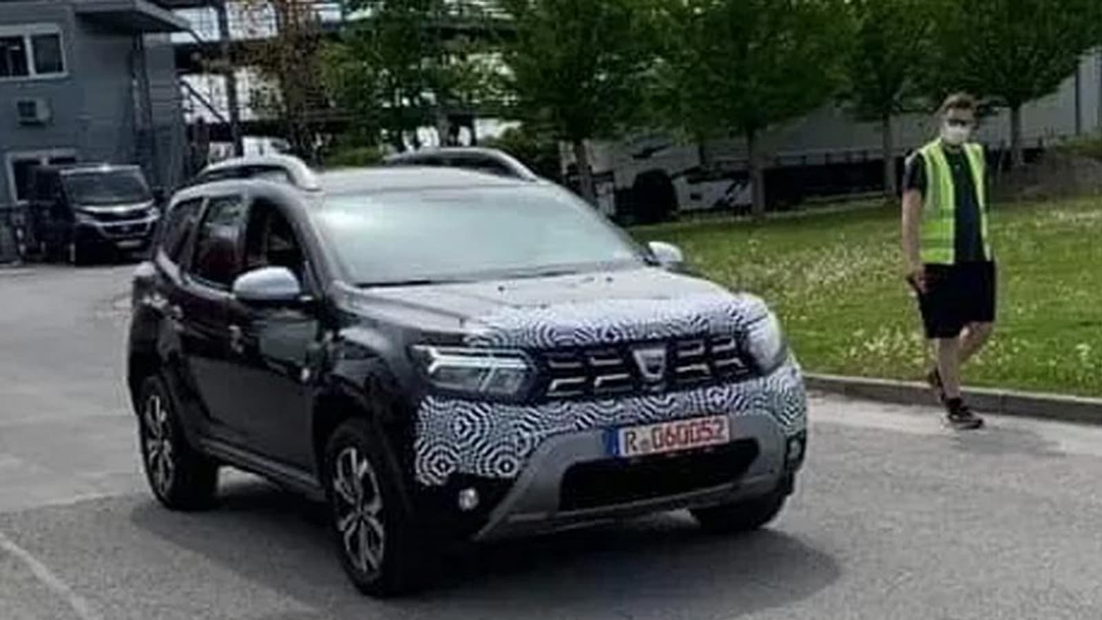 Новый Renault Duster с поддержкой Apple CarPlay и Android Auto представят 22 июня, а продажи стартуют в сентябре