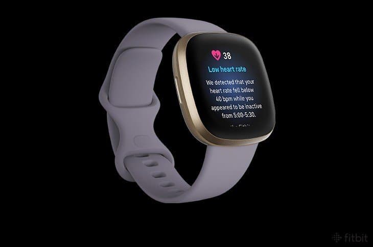 Умные часы Fitbit научились отвечать пользователям и проще отслеживать SpO2 после обновления