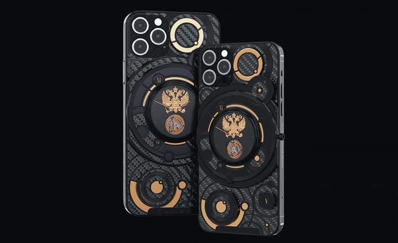 В России выпустили iPhone 12 с механическими часами на корпусе