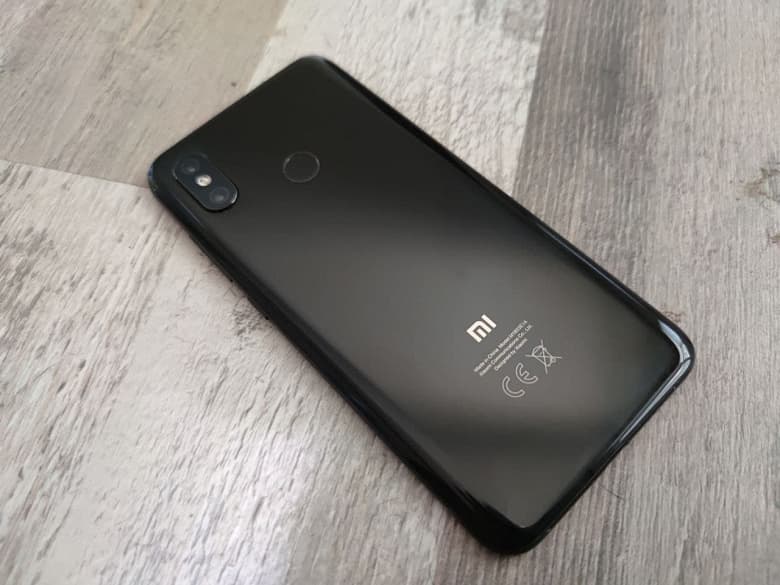 Трёхлетний Xiaomi Mi 8 получил MIUI 12.5