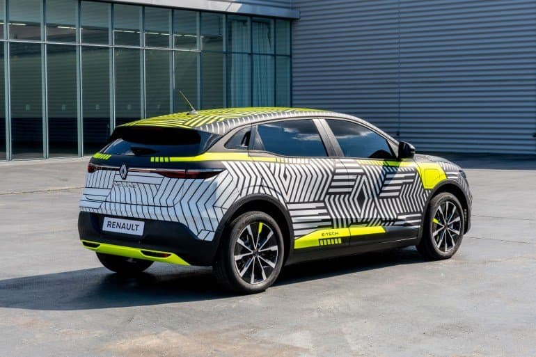 Представлен электромобиль Renault MeganE