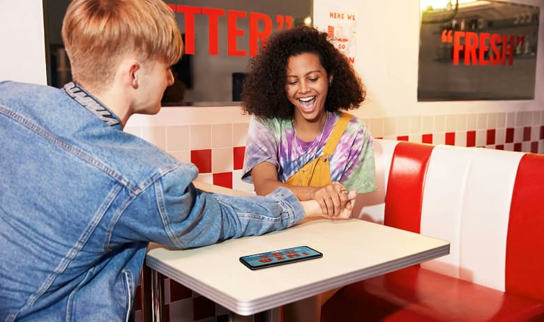 OnePlus Nord Core Edition 5G позирует на огромном количестве официальных изображений за день до анонса