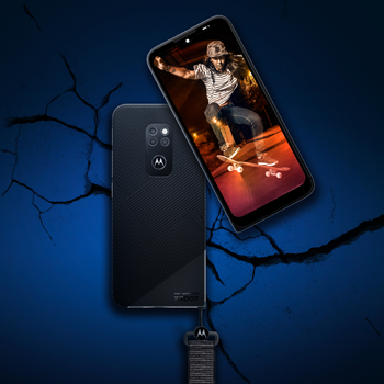 Такого нет ни у одного iPhone: возрожденный легендарный неубиваемый смартфон Motorola Defy в подробностях до анонса