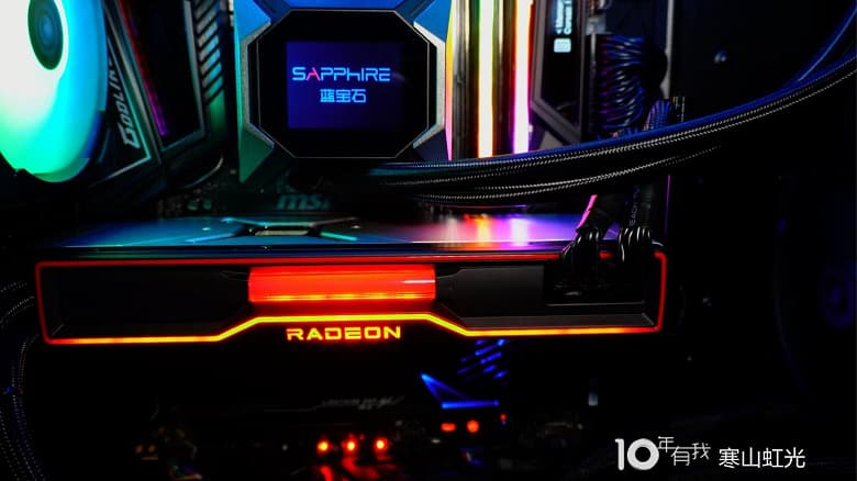 Таинственная 3D-карта Radeon RX 6900 XT LC с жидкостным охлаждением впервые показала себя в тестах Таинственная 3D-карта Radeon RX 6900 XT LC с жидкостным охлаждением впервые показала себя в тестах