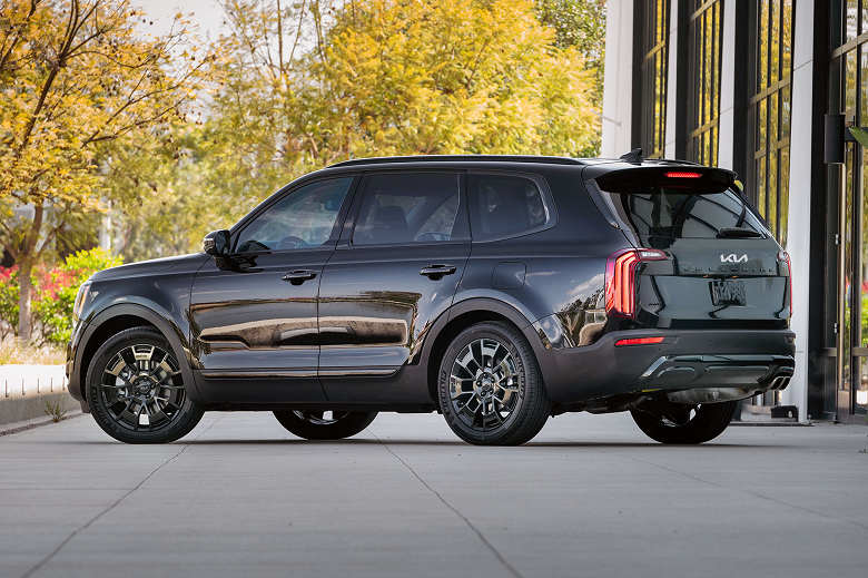 Представлен большой кроссовер Kia Telluride 2022