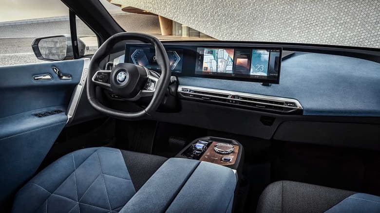 523-сильный электромобиль BMW iX xDrive50 уже можно заказать в России