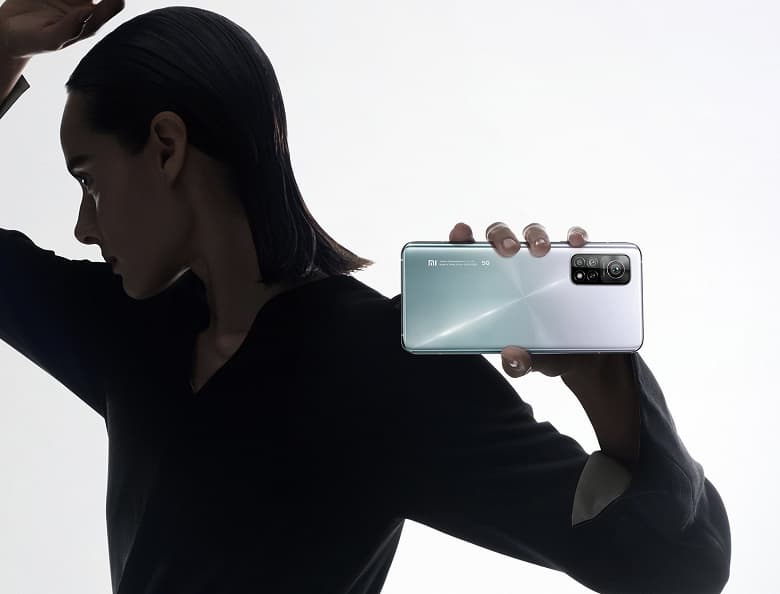 Смартфоны Xiaomi и Poco отдают заметно дешевле в России