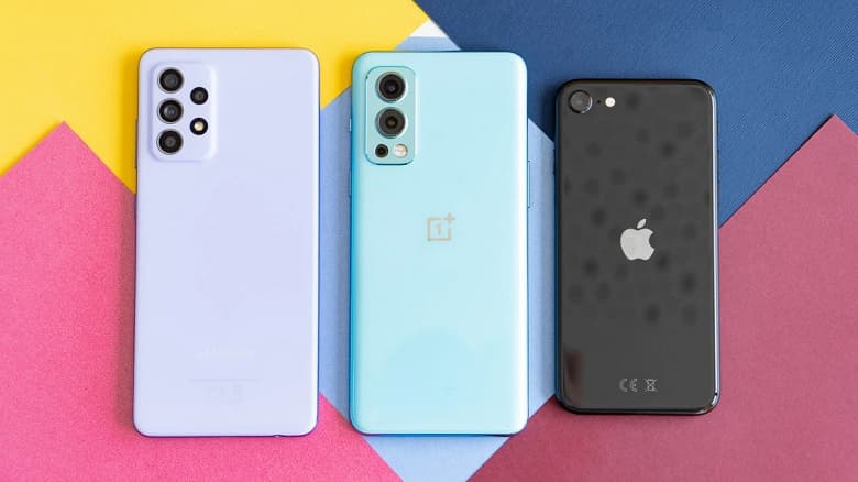 OnePlus Nord 2 против iPhone SE и Samsung Galaxy A52 в битве камер