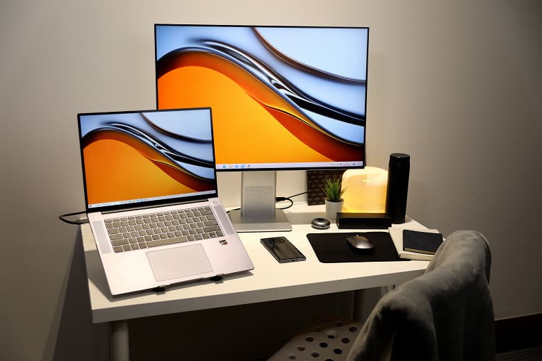 Новинки не для экономных: мониторы Huawei MateView прибывают в Россию