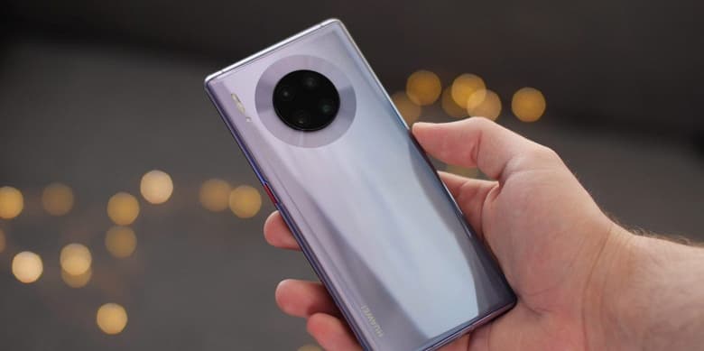 Утонувший в результате сильнейшего наводнения Huawei Mate 30 Pro пробыл под водой несколько дней и остался в рабочем состоянии