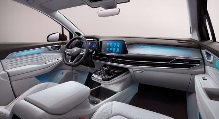 Volkswagen Passat B9 станет гибридом седана, универсала и кроссовера