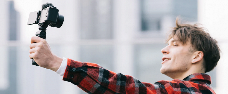 «Идеальная съёмка продуктов»: Sony представила камеру со сменной оптикой для видеоблогеров