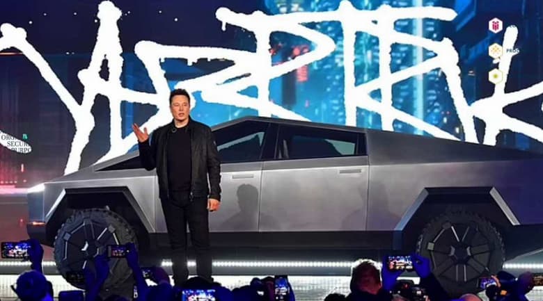 Tesla откладывает производство электрического пикапа Cybertruck до 2022 года. Если производить его сейчас, то машина будет стоить 1 миллион долларов