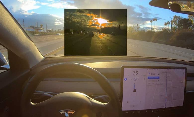 Tesla путает со светофором не только Луну, но и Солнце: опубликовано интересное видео