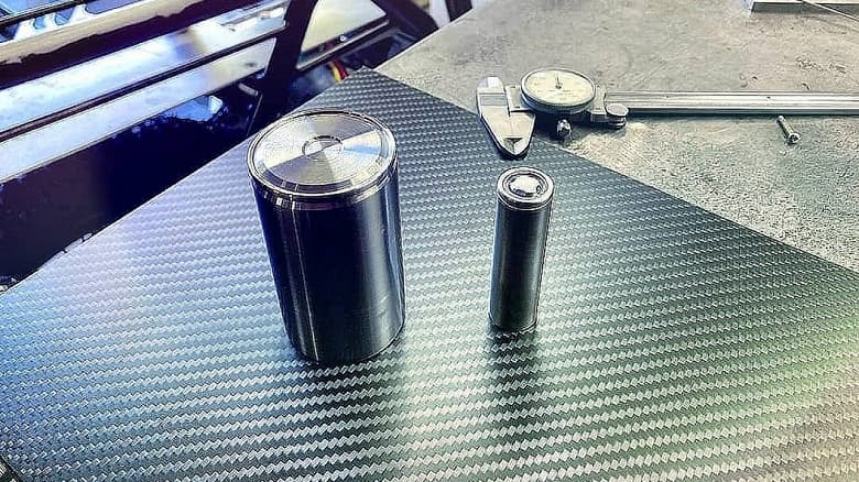 Samsung и LG уже тестируют новые аккумуляторы типа 4680 для электромобилей Tesla