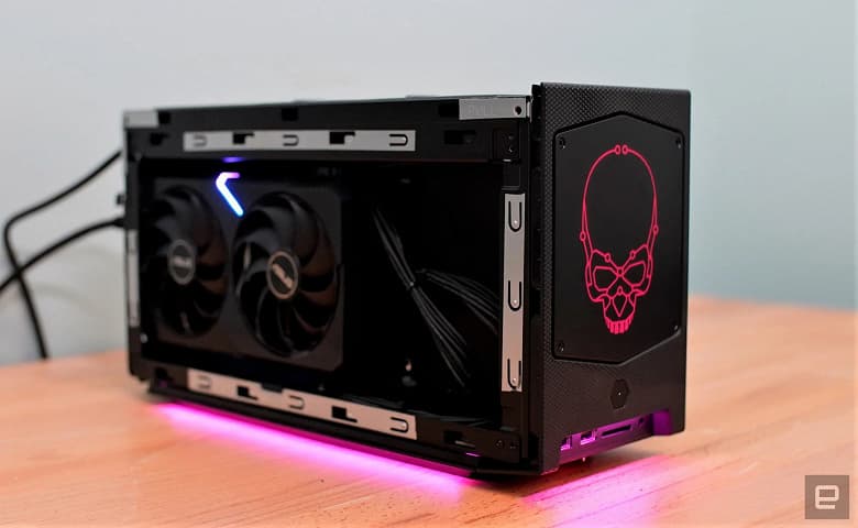 Самый мощный и универсальный мини-ПК Intel. Появились первые тесты NUC 11 Extreme Самый мощный и универсальный мини-ПК Intel. Появились первые тесты NUC 11 Extreme