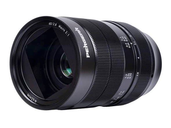 Макрообъектив Pergear 60mm f/2.8 позволяет снимать с двукратным увеличением