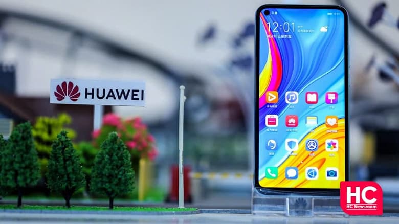 Через несколько дней Huawei начнёт продавать смартфоны других производителей в магазинах