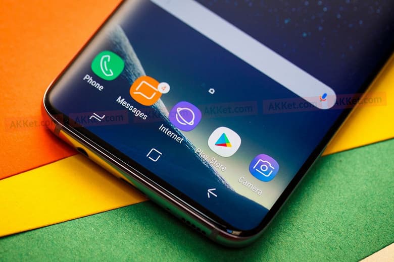 Доля Samsung на рынке AMOLED-дисплеев обрушилась до исторического минимума