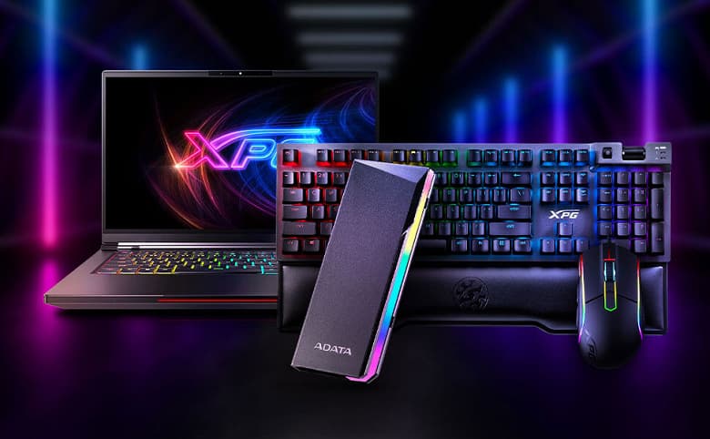 Корпус для твердотельного накопителя Adata EC700G RGB совместим с SSD с интерфейсами SATA и PCIe