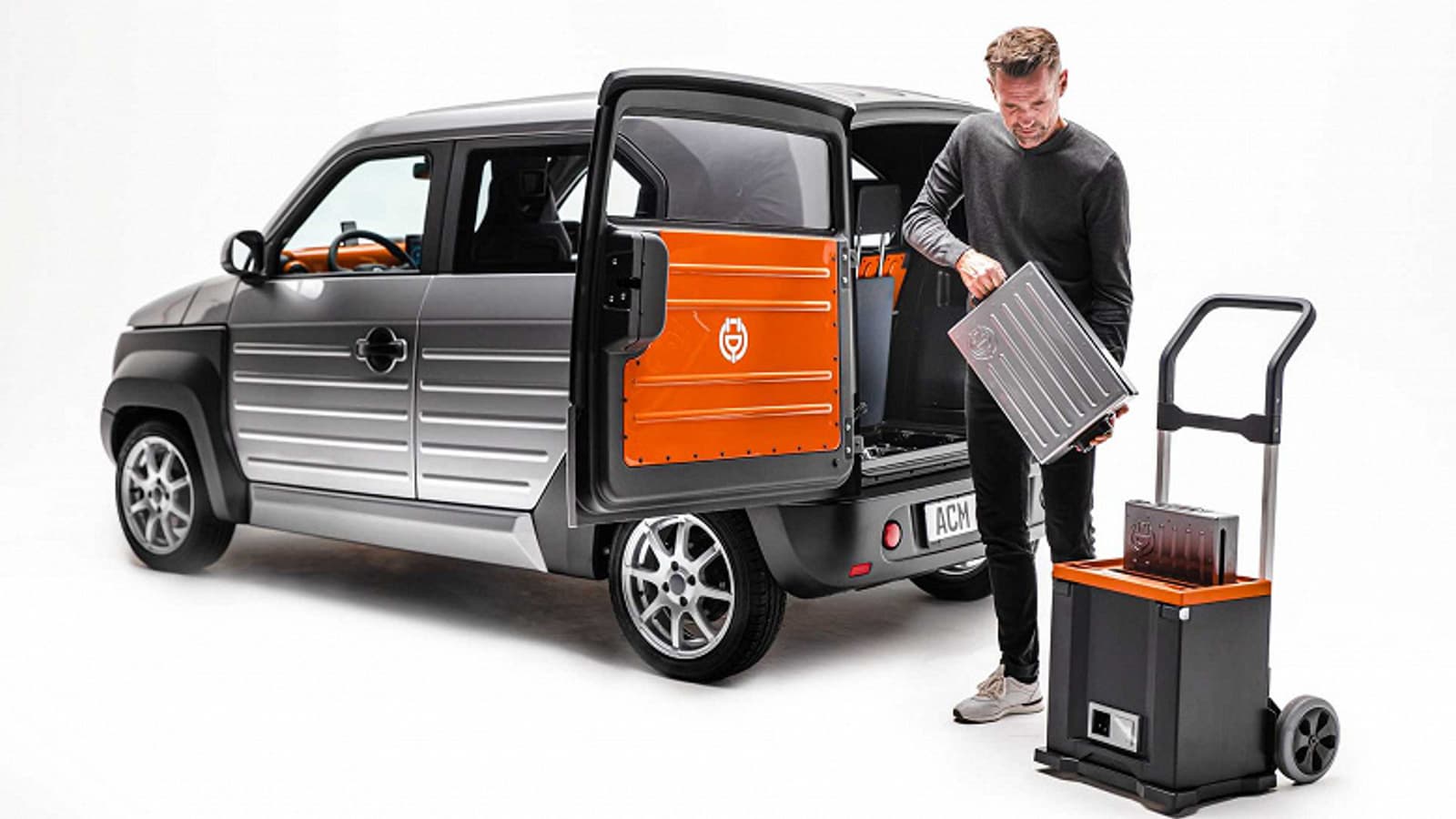 Представлен компактный электромобиль за 10 000 евро, в который при необходимости помещается европоддон с грузом