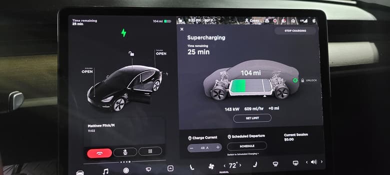 Tesla пошла на попятную. Машинам после аварий начали возвращать доступ к зарядкам Supercharger