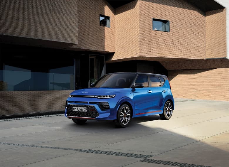 В Россию прибыл кроссовер Kia Soul 2022 в 12 вариантах сочетания двигателей, трансмиссий и комплектации