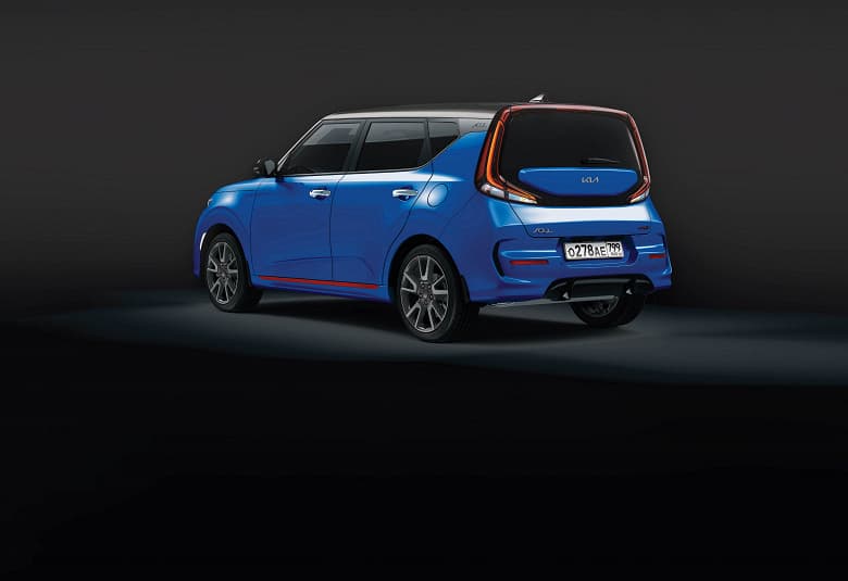 В Россию прибыл кроссовер Kia Soul 2022 в 12 вариантах сочетания двигателей, трансмиссий и комплектации