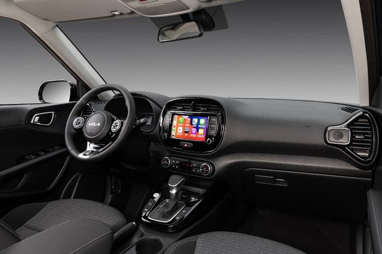 В Россию прибыл кроссовер Kia Soul 2022 в 12 вариантах сочетания двигателей, трансмиссий и комплектации