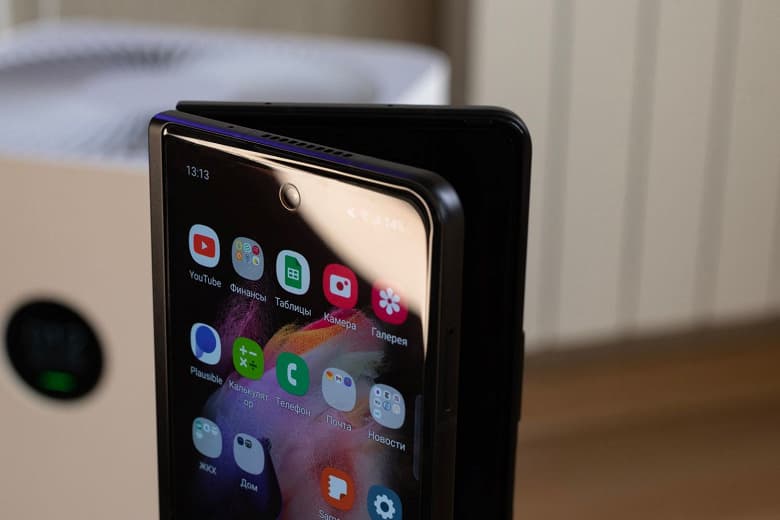 Взорвался первый Samsung Galaxy Z Fold3 Взорвался первый Samsung Galaxy Z Fold3