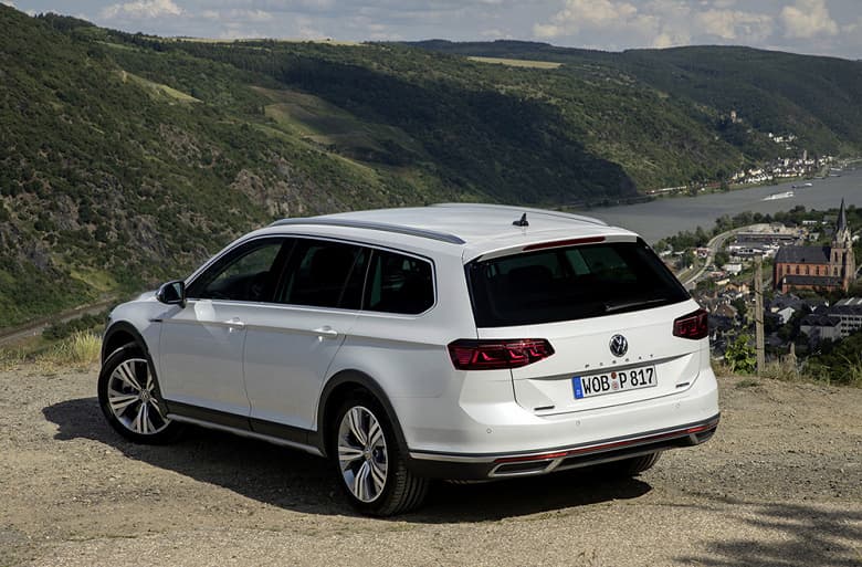Новый универсал Volkswagen Passat Alltrack прибыл в Россию