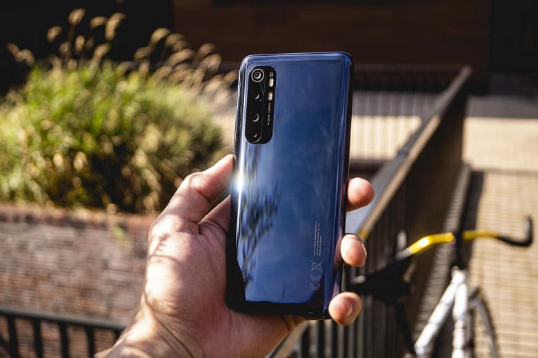 Выбросить телефоны Xiaomi и другие китайские смартфоны и не покупать новые призвало Министерство обороны Литвы Выбросить телефоны Xiaomi и другие китайские смартфоны и не покупать новые призвало Министерство обороны Литвы