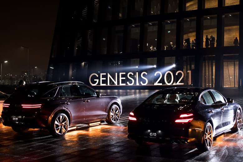 Genesis представила кроссовер GV70 в России — впервые доступно управление со смартфона