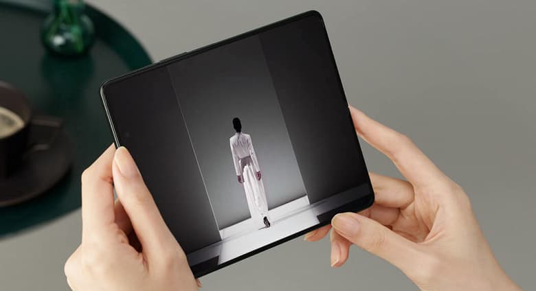 В России стартовали продажи складных смартфонов Samsung Galaxy Z Fold3 и Z Flip3, умных часов Galaxy Watch4 и наушников Galaxy Buds2