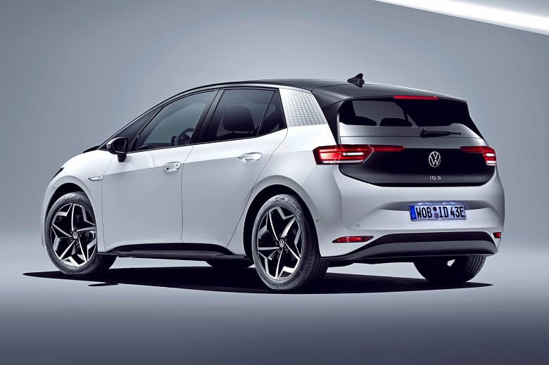 Запас хода до 300 км, новые дешёвые аккумуляторы и привлекательная цена: таким будет Volkswagen ID.2