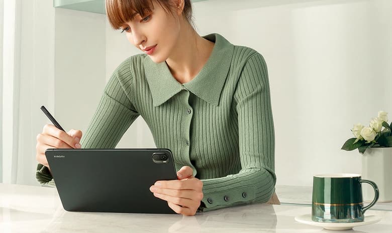 120 Гц, 8720 мА·ч, Snapdragon 860, четыре динамика и магнитный стилус с беспроводной зарядкой. В России стартовали продажи первого за три года планшета Xiaomi