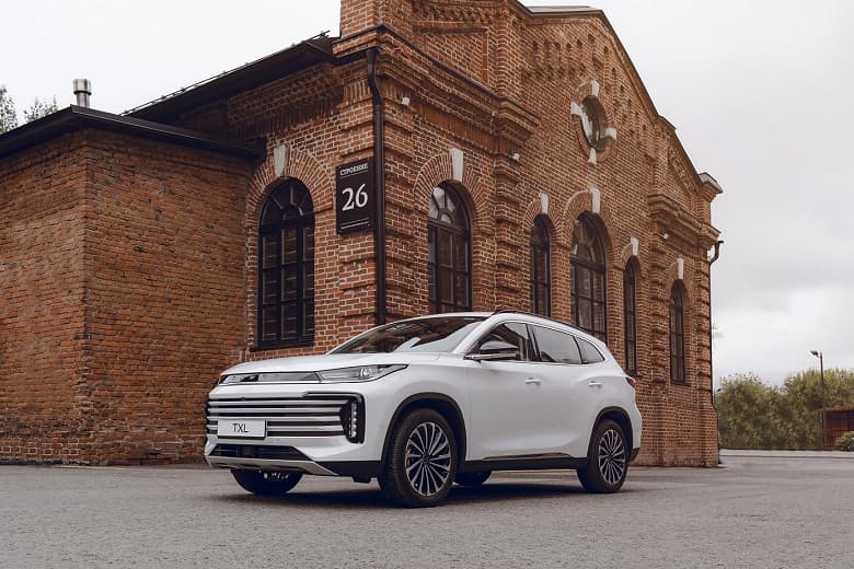 В России выходит обновлённый полноприводный кроссовер Cheryexeed TXL. Он принесёт массу нововведений и поменяет название на Exeed TXL