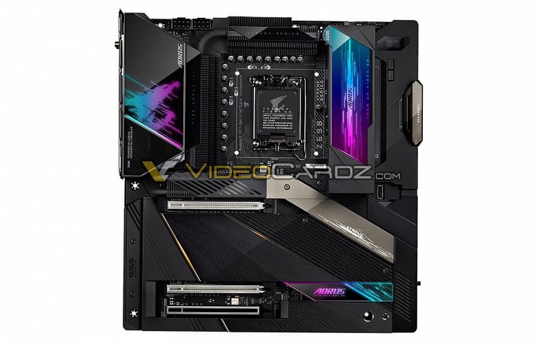 Одна из первых системных плат со слотами PCIe 5.0. Появились изображения Gigabyte Z690 Aorus Xtreme