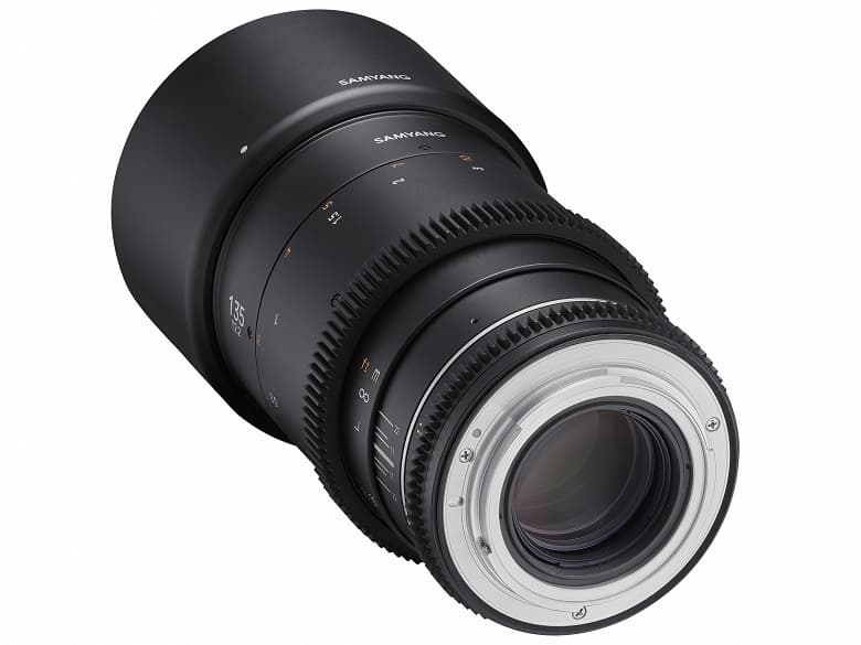 Объектив Samyang VDSLR 135mm T2.2 обновлен 