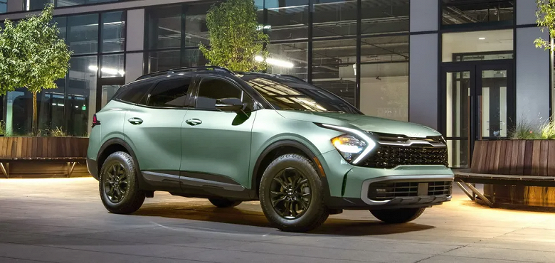 Представлен ещё один новый Kia Sportage 2022 с большим кузовом, другим двигателем, вентиляцией сидений и прочими опциями. Такие автомобили будут продаваться в США