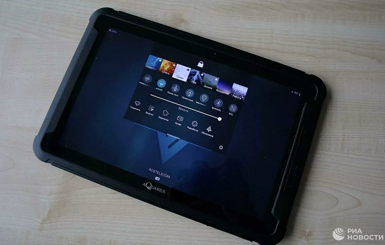 «Зачем там кнопки». Первые отзывы пользователей на «Аврору», отечественную ОС для смартфонов