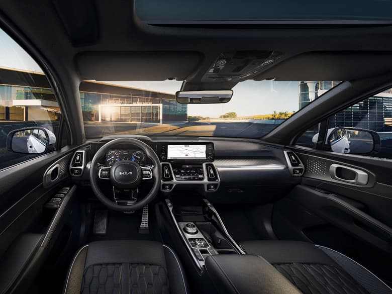 В России стартовали продажи нового кроссовера Kia Sorento с управлением со смартфона
