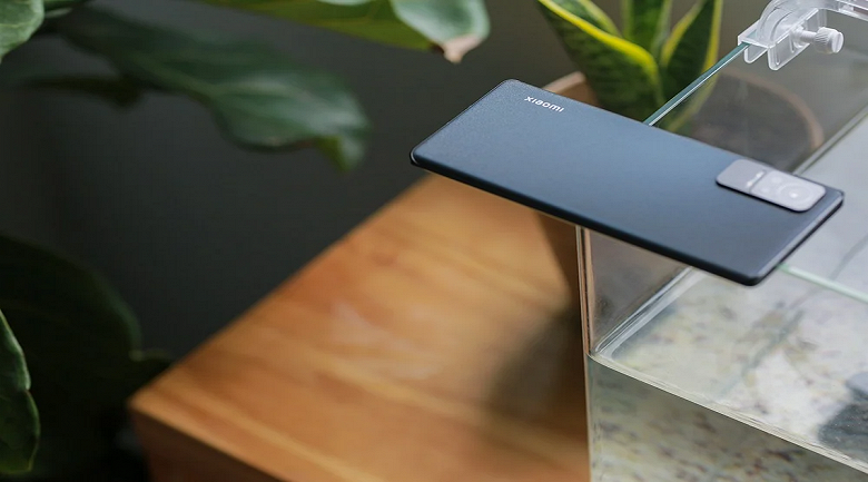 4K OLED-дисплей, 16 ГБ ОЗУ и распознавание радужной оболочки глаза: появилось изображение нового флагмана Xiaomi